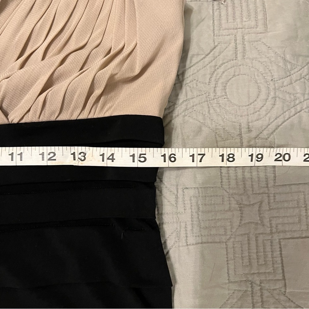 Sparkly ruched champagne and black body‎ con dress slimming size 12 - Picture 7 of 9